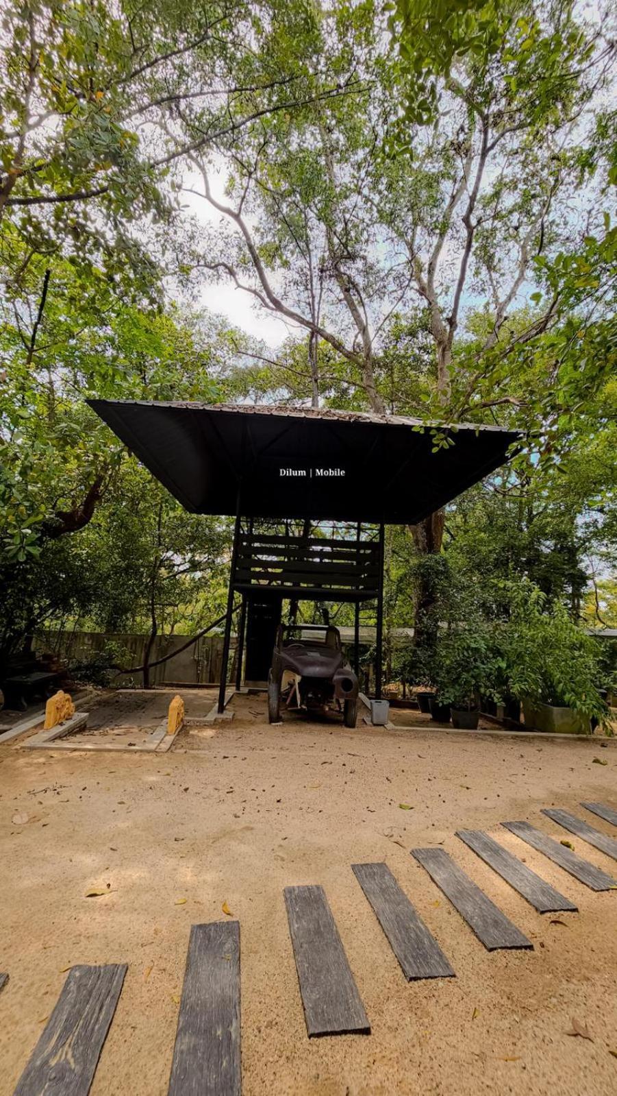 Ceylon Kingsmen Garden Hotel - Katunayake เนกอมโบ ภายนอก รูปภาพ